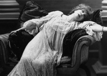 Sarah Bernhardt (1844 – 1923)