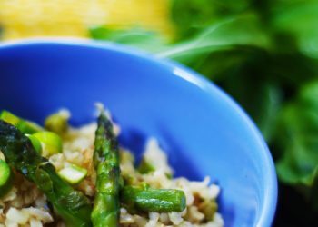 ARROZ CON ESPÁRRAGOS, ARVEJAS VERDES Y MENTA