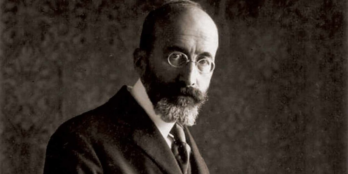 Eminencia filólogica | Ramón Menéndez Pidal (1869-1968)