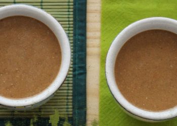 MOUSSE DE CHOCOLATE Y AGUACATE