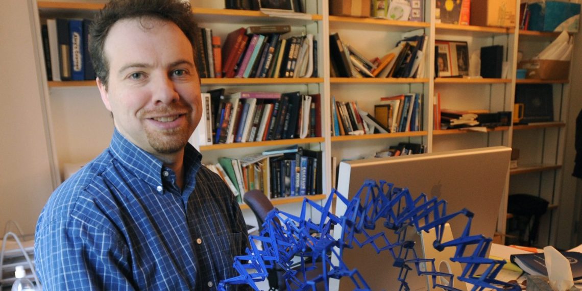 Un universo acelerado | Adam Riess (1969-)