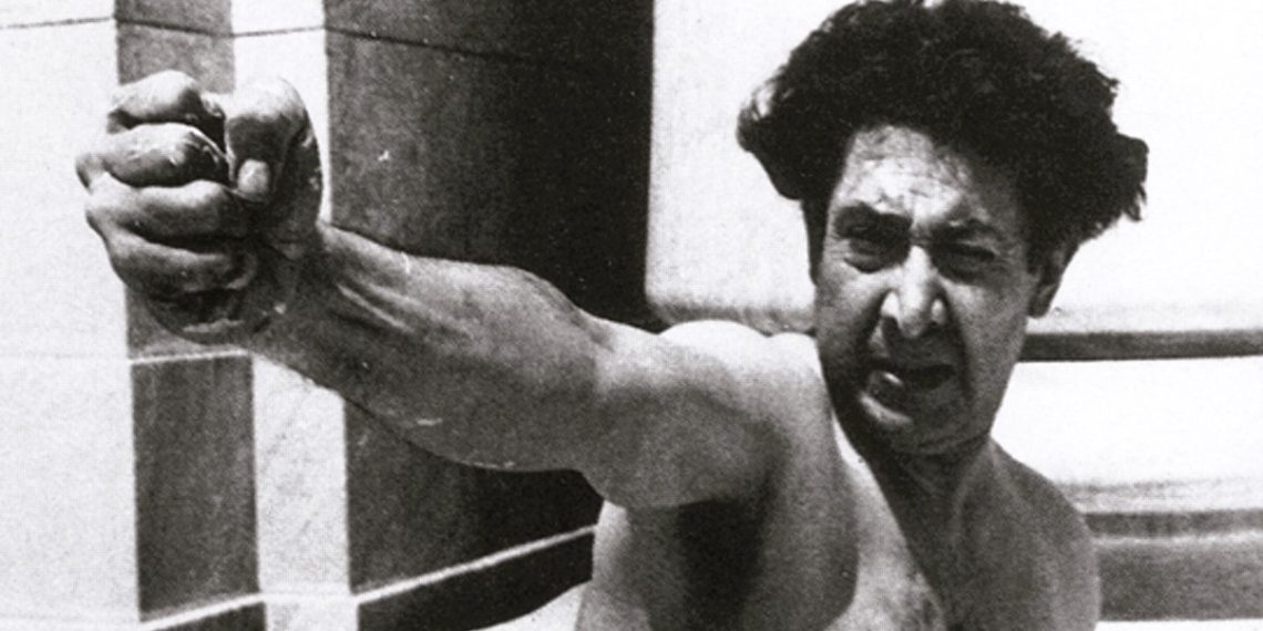 Monumental arte social | David Alfaro Siqueiros (1896-1974)