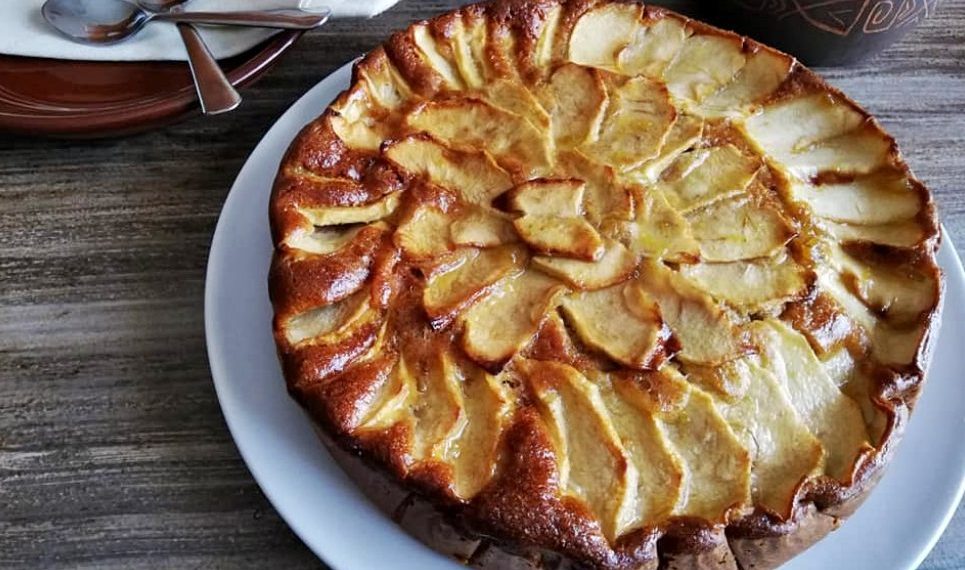 TORTA VOLTEADA DE MANZANA