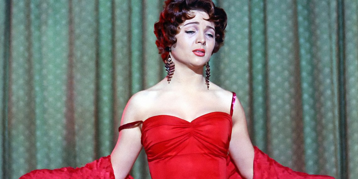 La Violetera | Sara Montiel (1928-2013)