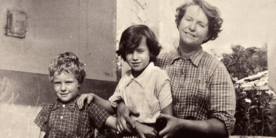 Arte y compromiso | Manuela Ballester (1908-1994)
