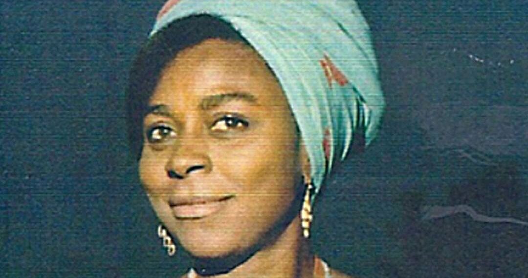 Dramaturgia africana | Zulu Sofola   (1935-1995)